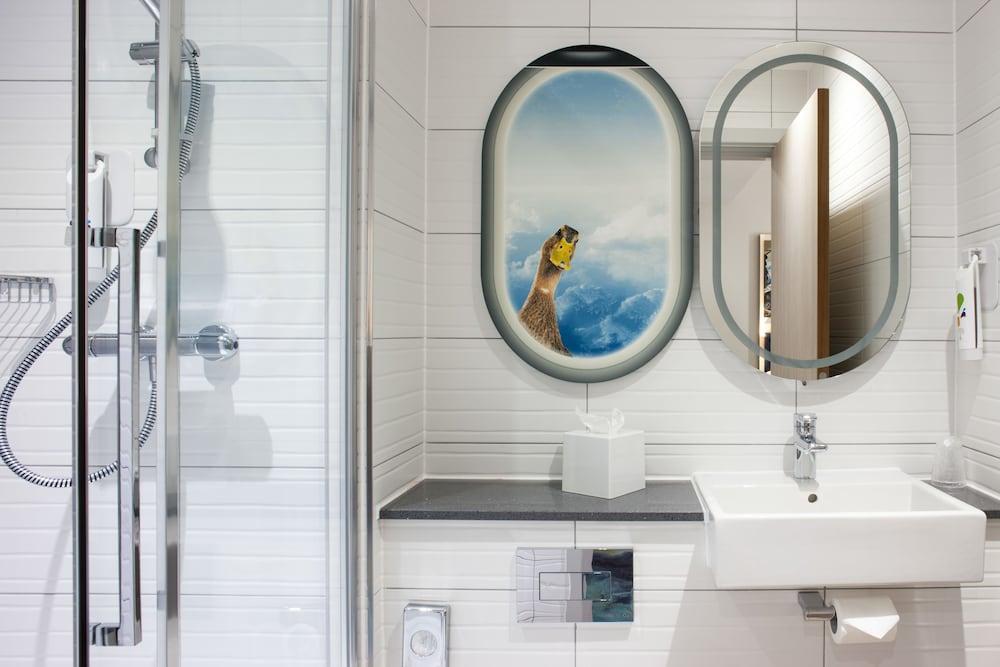 Ibis Styles London Heathrow Airport 3* Hillingdon