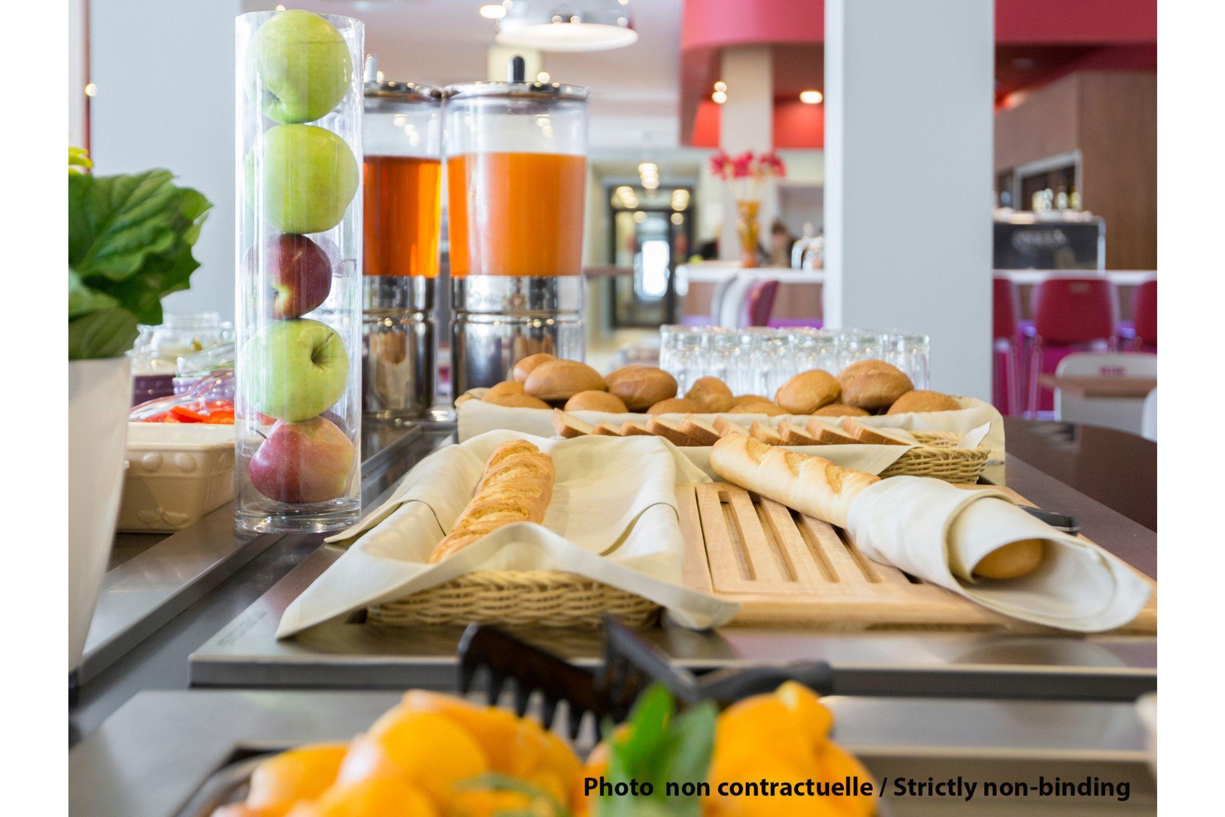 Ibis Styles London Heathrow Airport Hotel