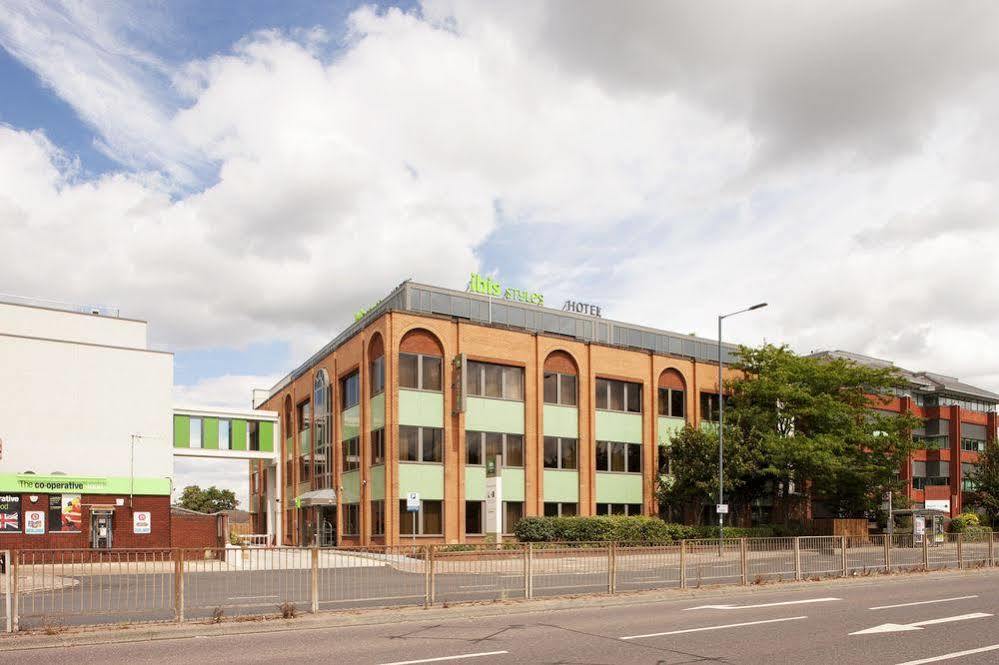 Ibis Styles London Heathrow Airport Hotel Hillingdon